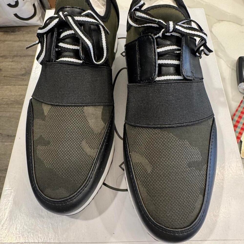 Antics steve madden sneakers